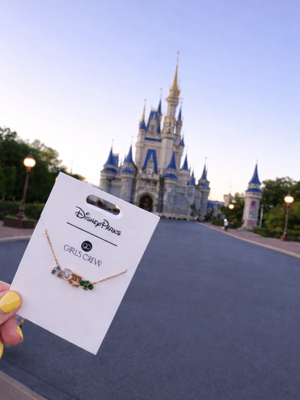 Disney Parks X Girls Crew Gold Four Park Icons Walt Disney World Dainty Necklace - Picture 2 of 3